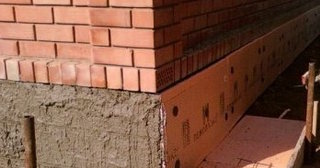 Утепление отмостки дома от 925 руб. в Новокузнецке | ТротуарнаяПлитка