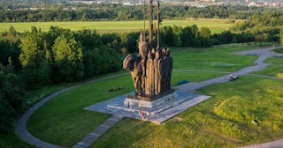 Благоустройство памятников в Новокузнецке от 925 руб. – компания ТротуарнаяПлитка