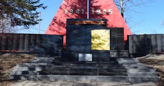 Профессиональное благоустройство памятников в Новокузнецке в октябре